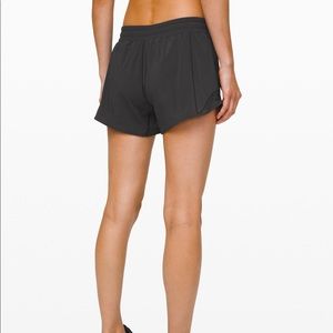 lululemon running shorts with pockets size 10